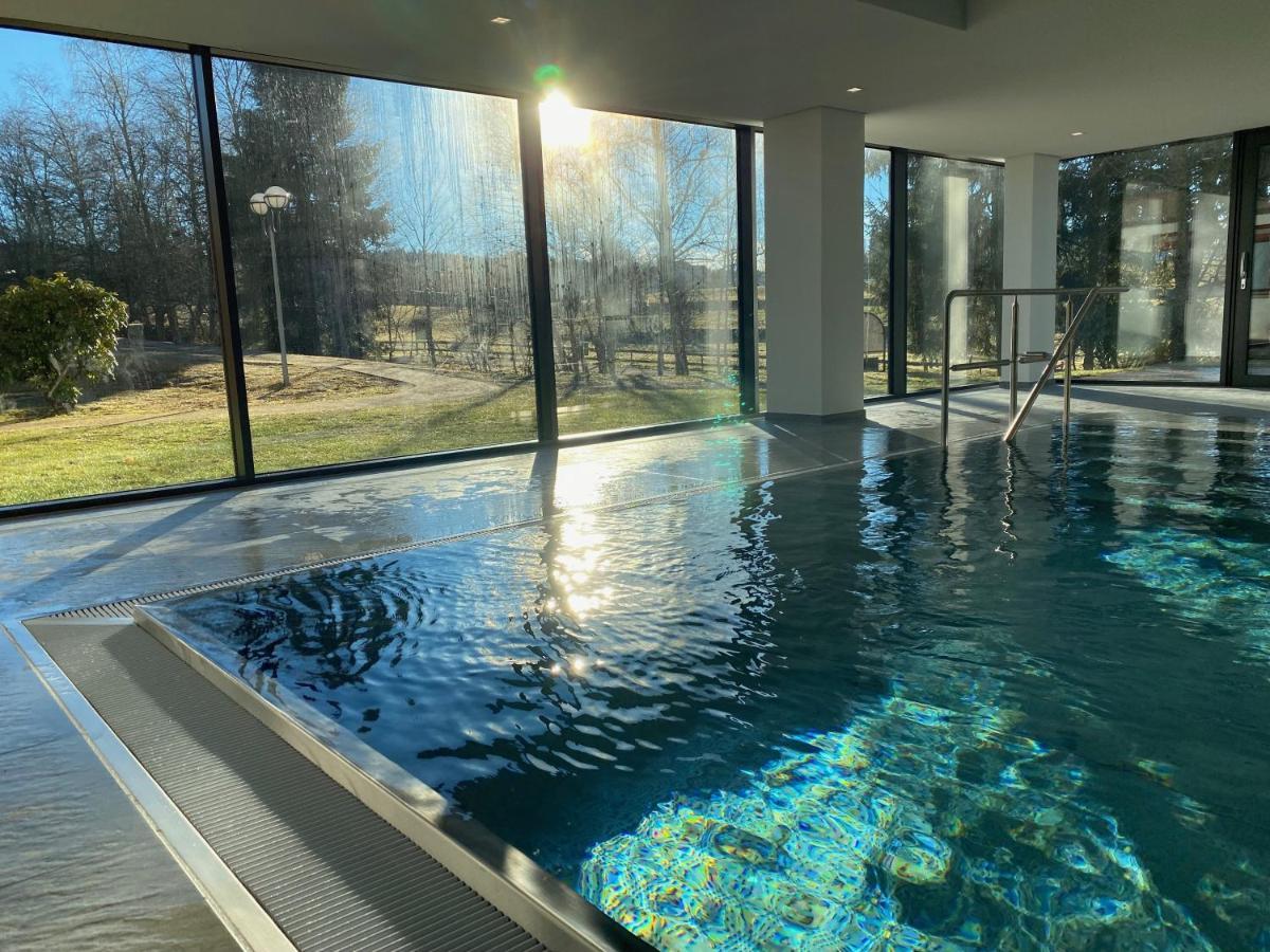 Koenigs Appartement Mit Pool Schluchsee Exterior foto