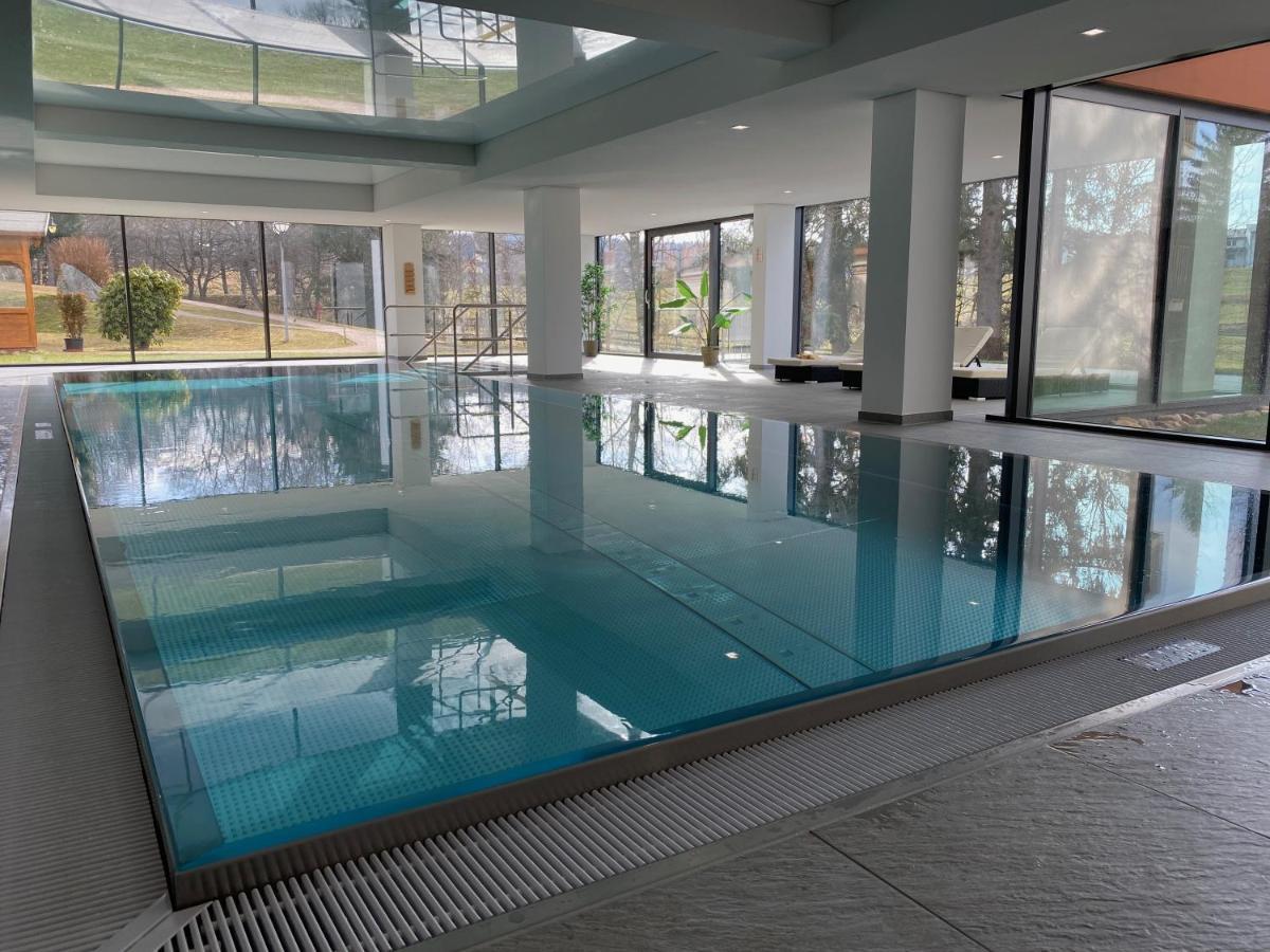 Koenigs Appartement Mit Pool Schluchsee Exterior foto